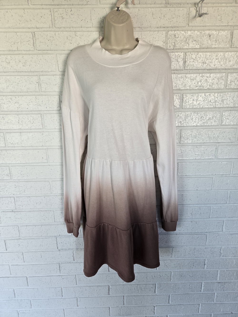 wild fable Long Sleeve Ombre Tiered Dress - Cream & Brown. #1213